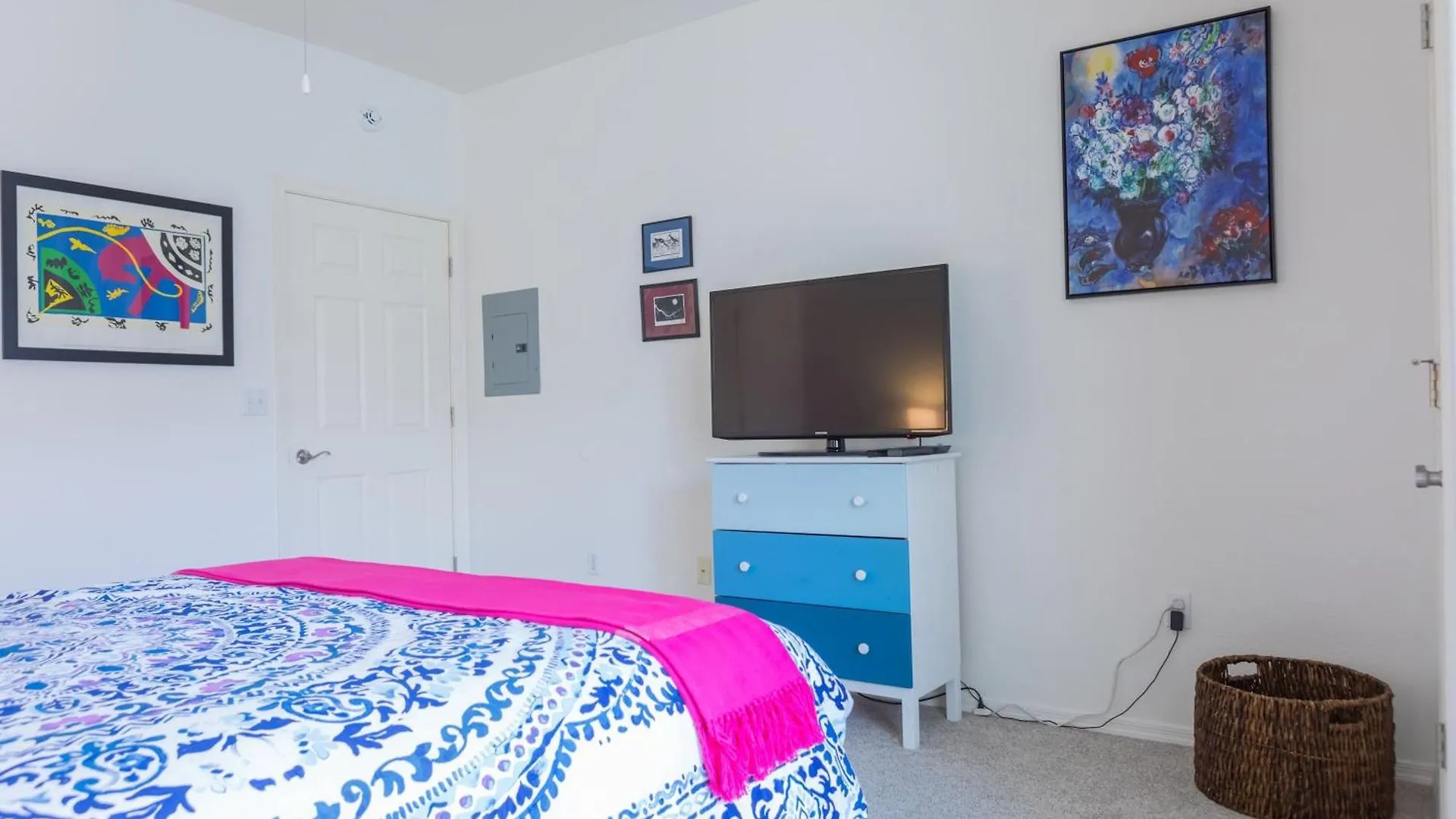 Modern 2Br Retreat With Pool Gym & Balcony Villa Phoenix 0*,